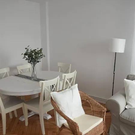 Nuevo Y Amplio Piso Con Wifi Y Vistas A La Bahia