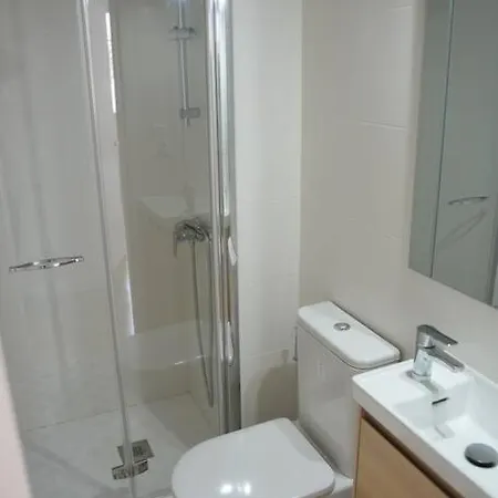 Nuevo Y Amplio Piso Con Wifi Y Vistas A La Bahia *