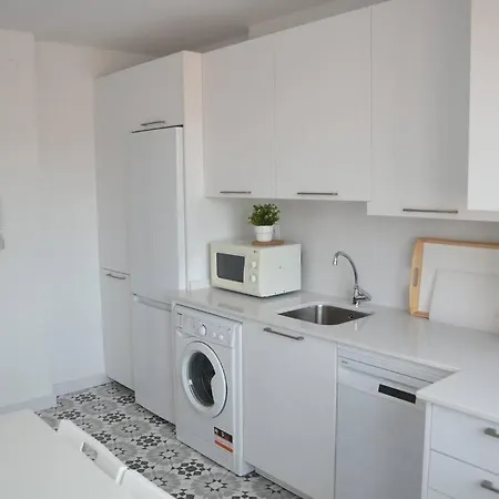 Nuevo Y Amplio Piso Con Wifi Y Vistas A La Bahia Lägenhet Santander